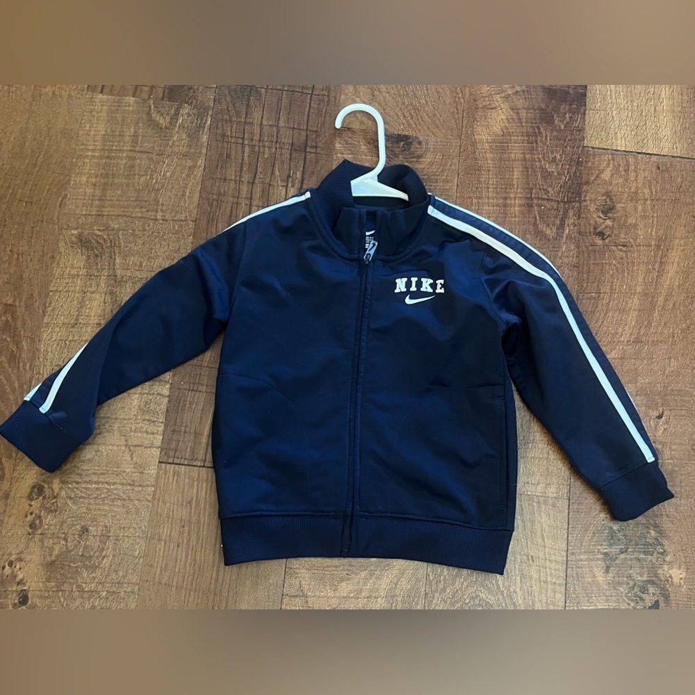 Nike Toddler boy full zip jacket Sz 4T navy blue white